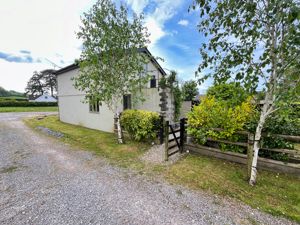 Photo 17- click for photo gallery